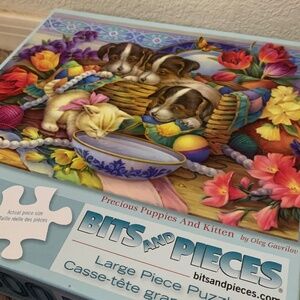 Precious Puppies and Kitten Bits and Pieces 300 Piece Puzzle